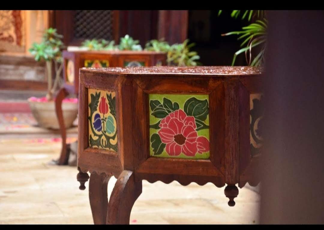 Deewanji Ni Haveli Bed & Breakfast Ahmedabad Exterior foto