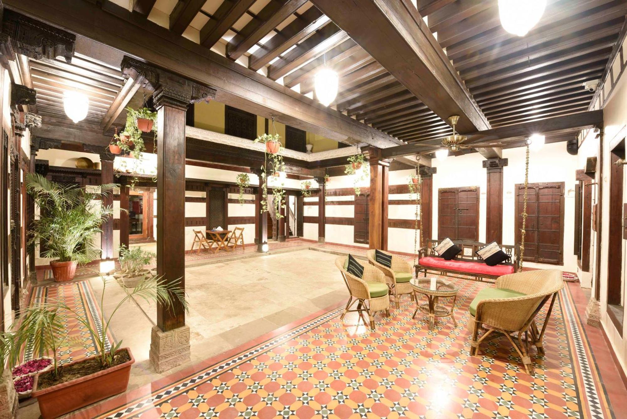 Deewanji Ni Haveli Bed & Breakfast Ahmedabad Exterior foto