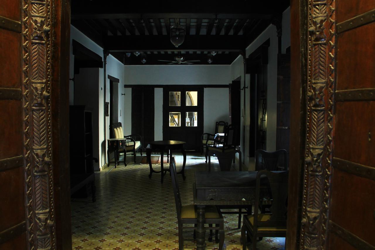 Deewanji Ni Haveli Bed & Breakfast Ahmedabad Exterior foto