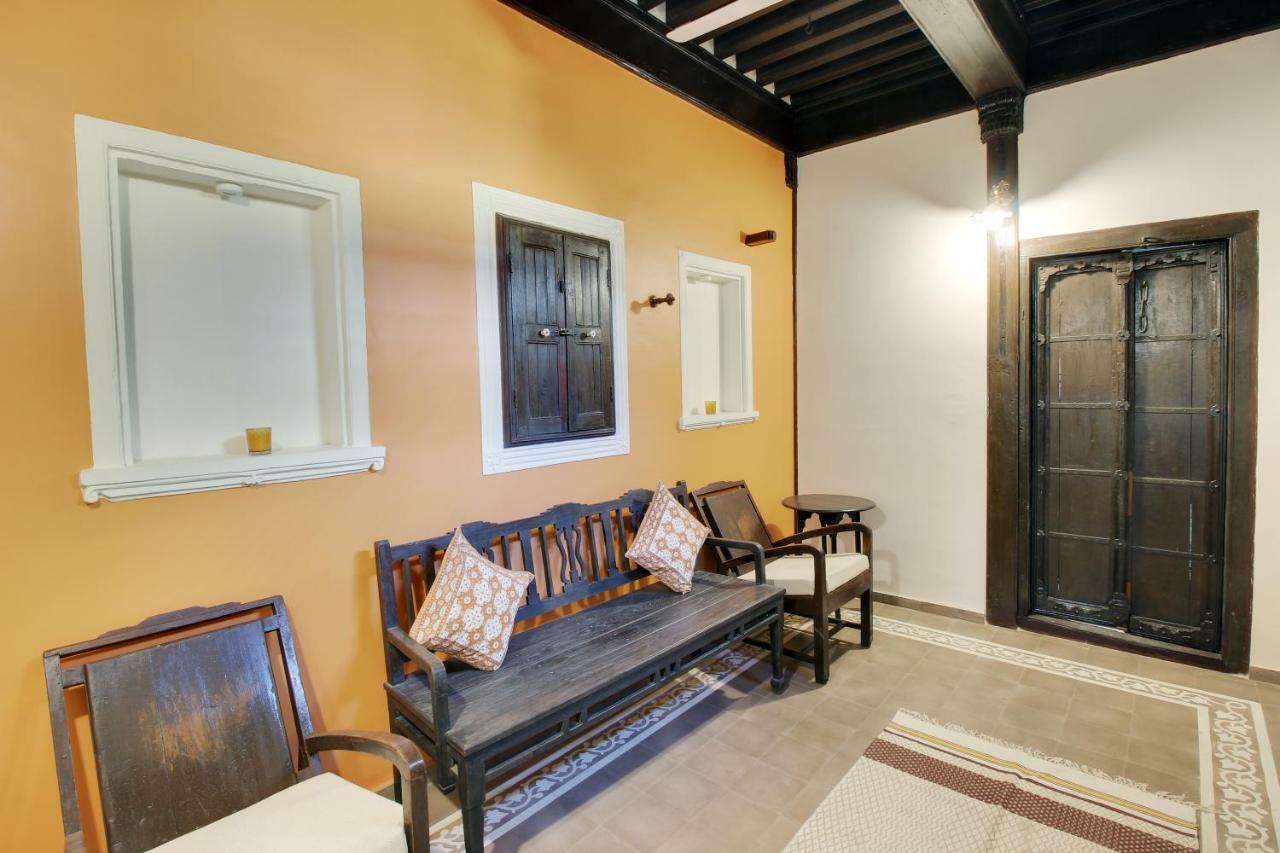 Deewanji Ni Haveli Bed & Breakfast Ahmedabad Exterior foto